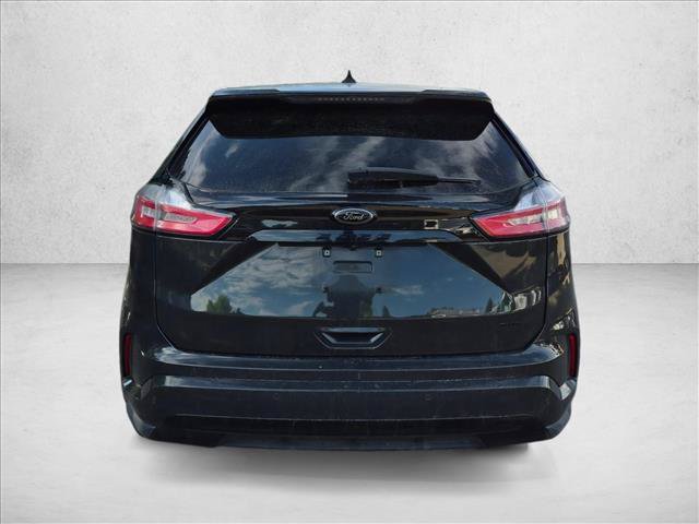 Certified 2022 Ford Edge SE w/ Black Appearance Package AWD/4WD image 6
