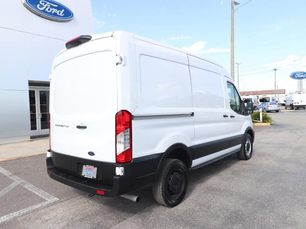 Certified 2023 Ford Transit 250 Medium Roof image 5