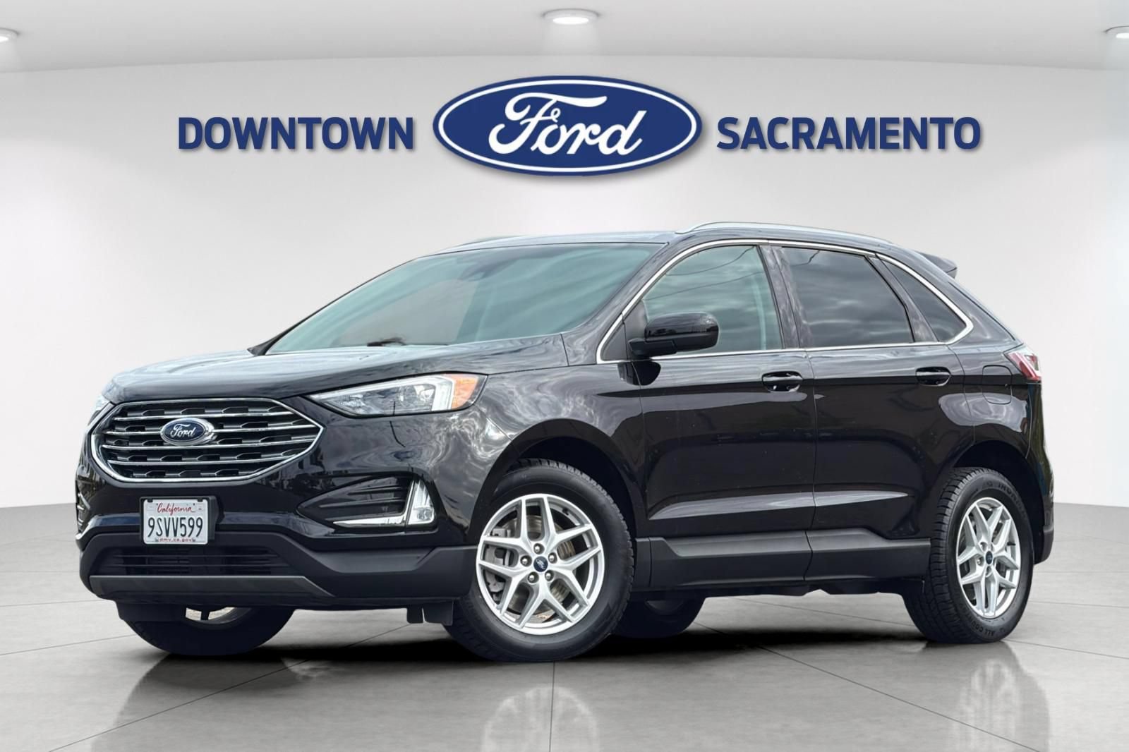 Certified 2022 Ford Edge SEL w/ Convenience Package AWD/4WD image 2