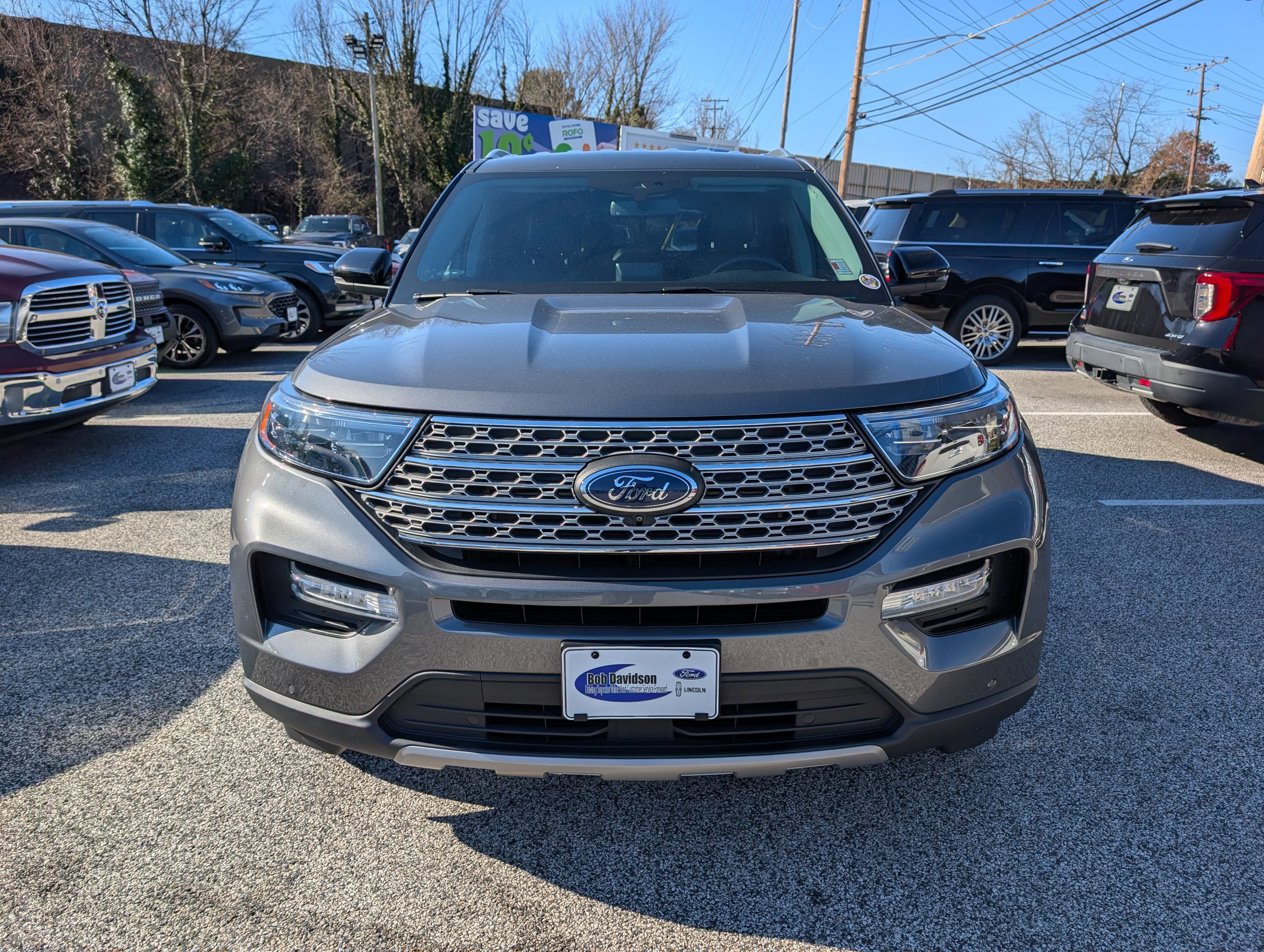 Certified 2022 Ford Explorer Limited w/ Limited Technology Package image 9