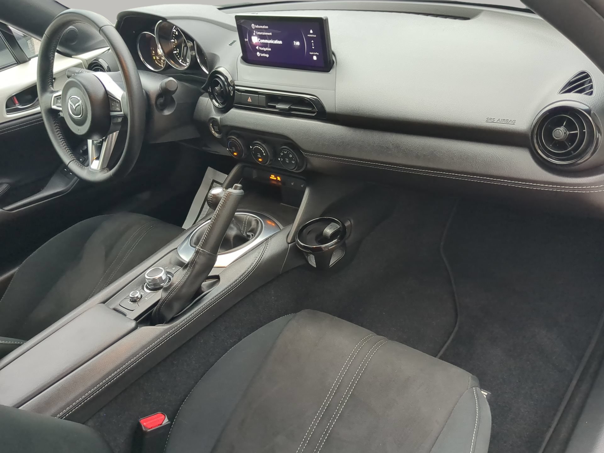 Used 2024 MAZDA MX-5 Miata Club RWD image 48