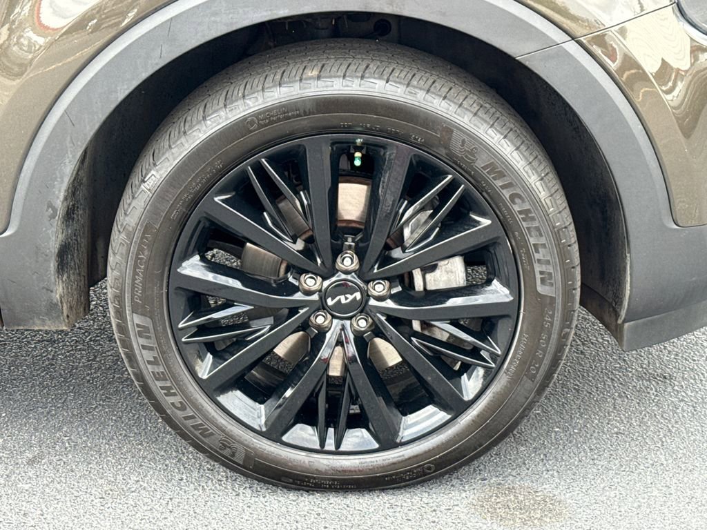 Used 2022 Kia Telluride SX image 12