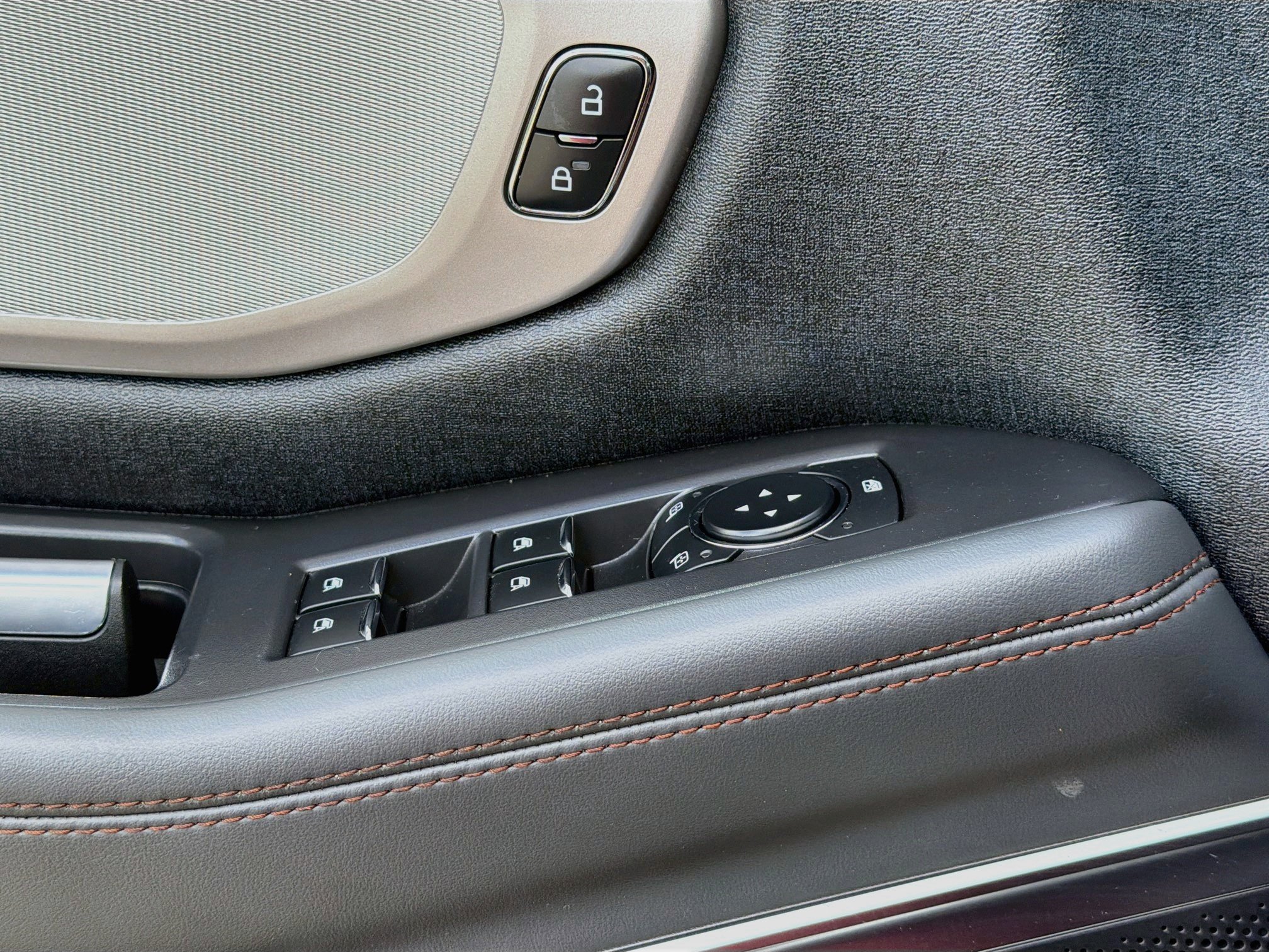 Certified 2025 Ford Expedition Active RWD image 18