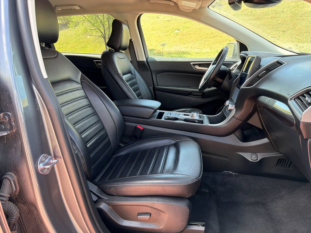 Certified 2024 Ford Edge SEL AWD/4WD image 32