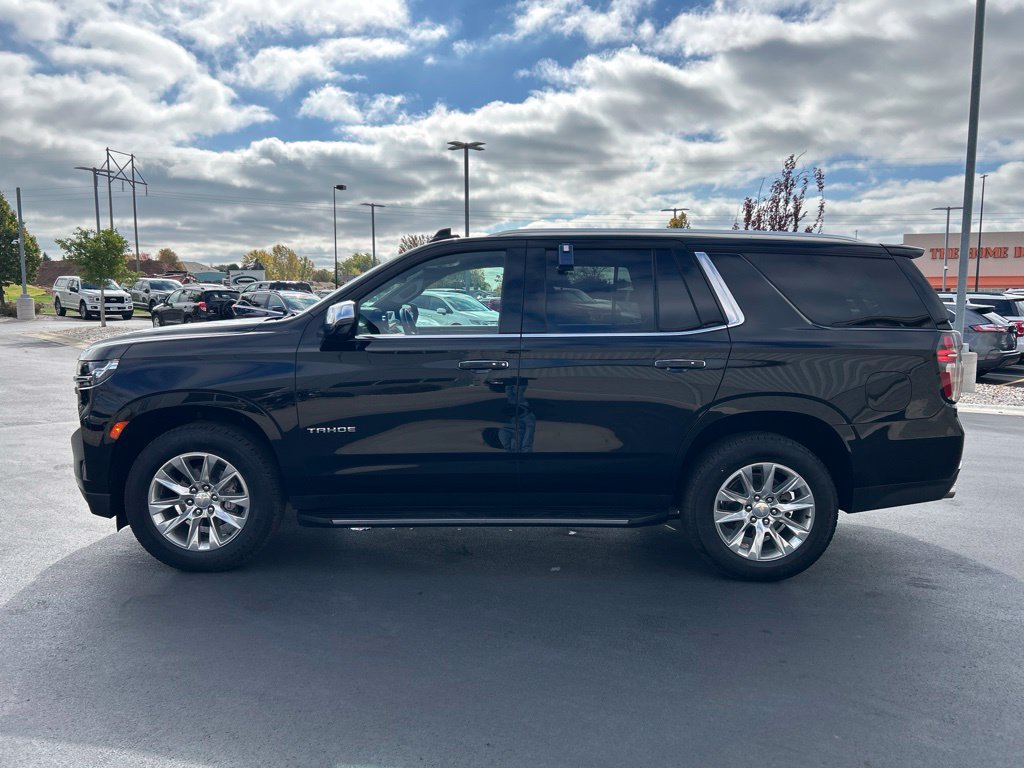 Used 2023 Chevrolet Tahoe Premier AWD/4WD image 9