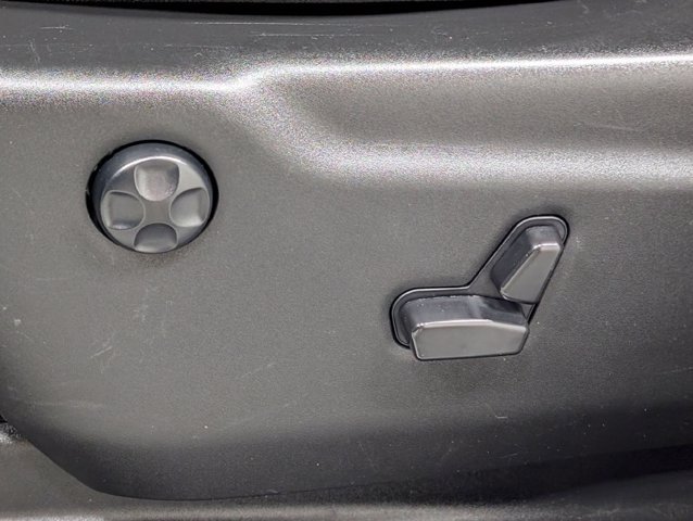 Used 2024 Dodge Durango GT RWD image 12