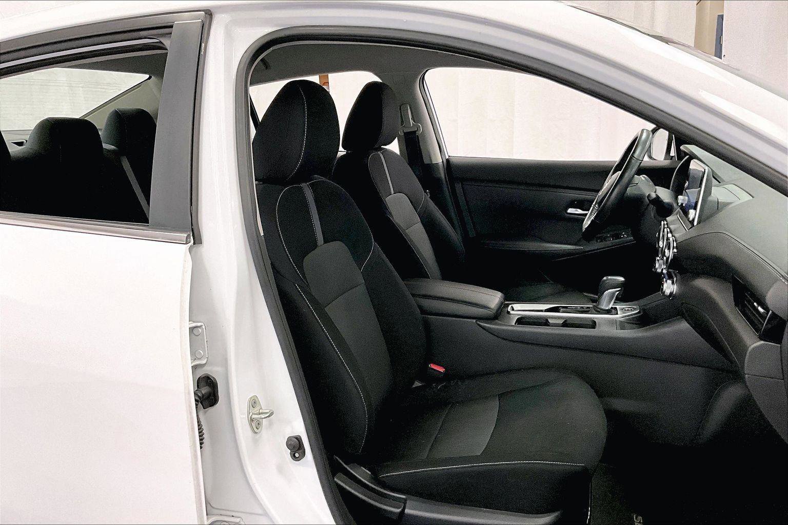 Used 2021 Nissan Sentra SV image 9