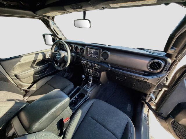 Used 2022 Jeep Wrangler Unlimited Sport AWD/4WD image 16