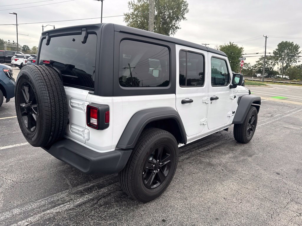Used 2023 Jeep Wrangler Unlimited Sport AWD/4WD image 10