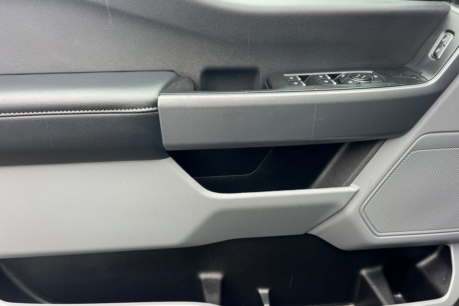 Certified 2024 Ford F250 XLT image 12