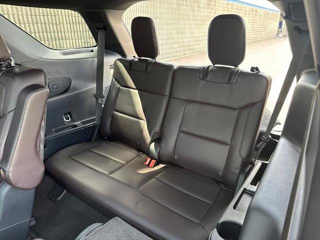 Certified 2025 Ford Explorer Platinum w/ Ultimate Package AWD/4WD image 30