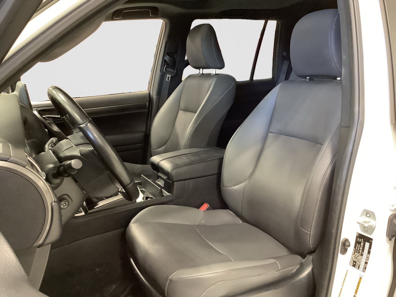 Used 2022 Lexus GX 460 w/ Black Line Special Edition AWD/4WD image 12