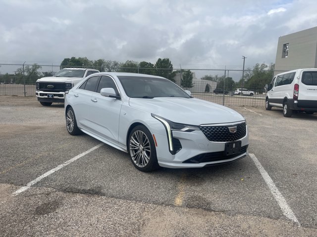 Used 2021 Cadillac CT4 Premium Luxury image 2