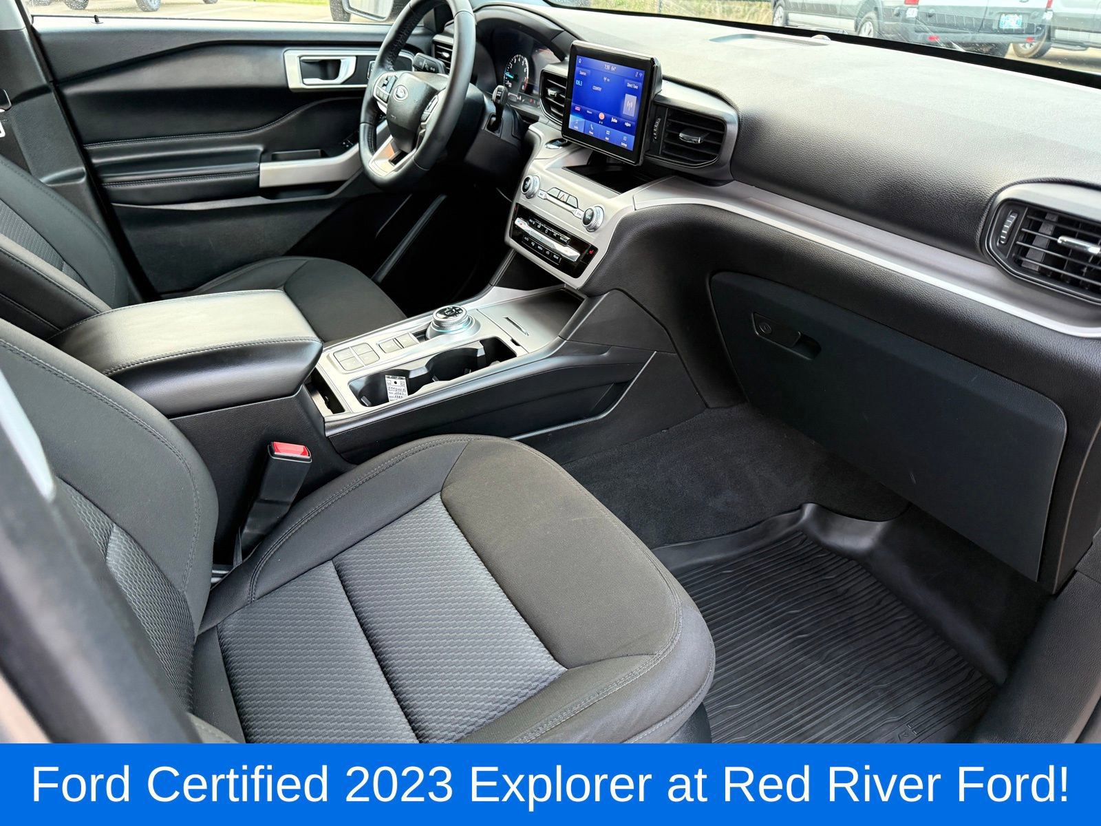 Certified 2023 Ford Explorer XLT image 17