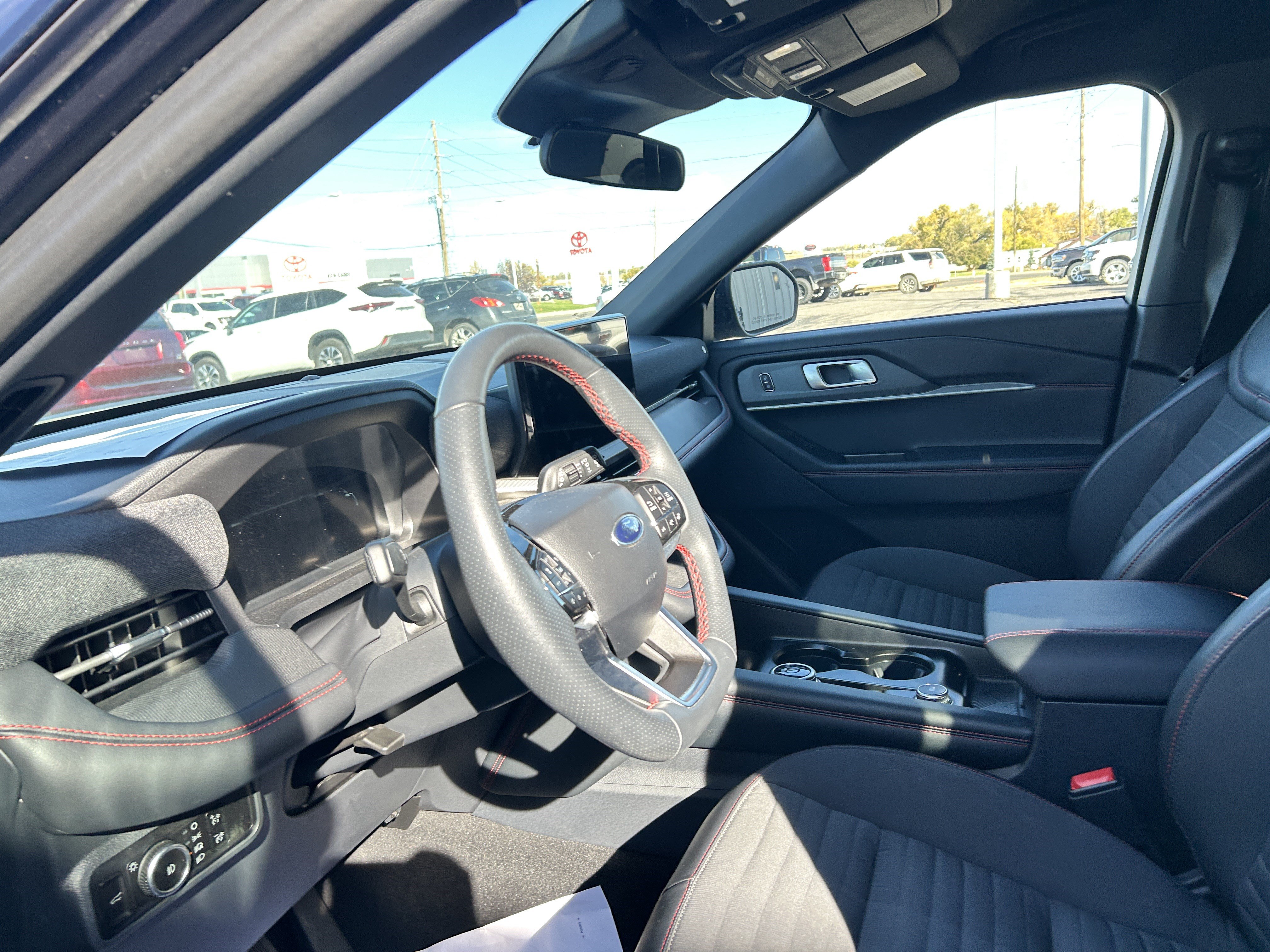 Certified 2026 Ford Explorer ST-Line AWD/4WD image 10