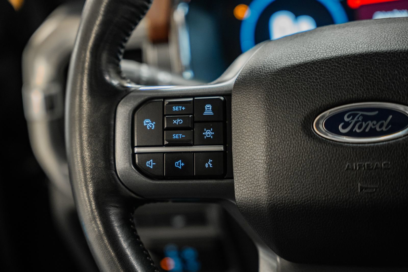 Certified 2023 Ford F150 Lariat w/ Equipment Group 502A High image 37