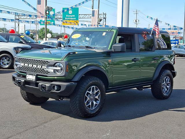 Certified 2025 Ford Bronco Badlands AWD/4WD image 3