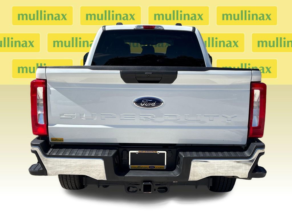 Certified 2025 Ford F250 XLT AWD/4WD image 9