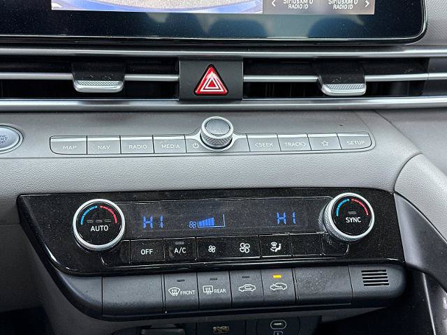 Used 2024 Hyundai Elantra SEL FWD image 19