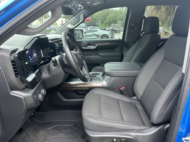 Used 2025 Chevrolet Silverado 1500 RST AWD/4WD image 13