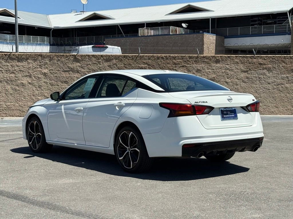 Used 2024 Nissan Altima 2.5 SR FWD image 5