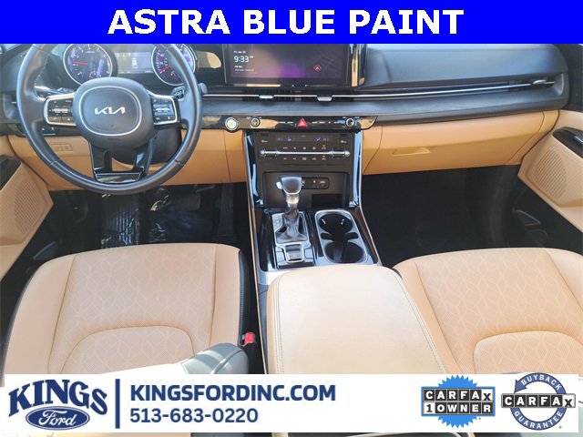 Used 2024 Kia Carnival EX image 10