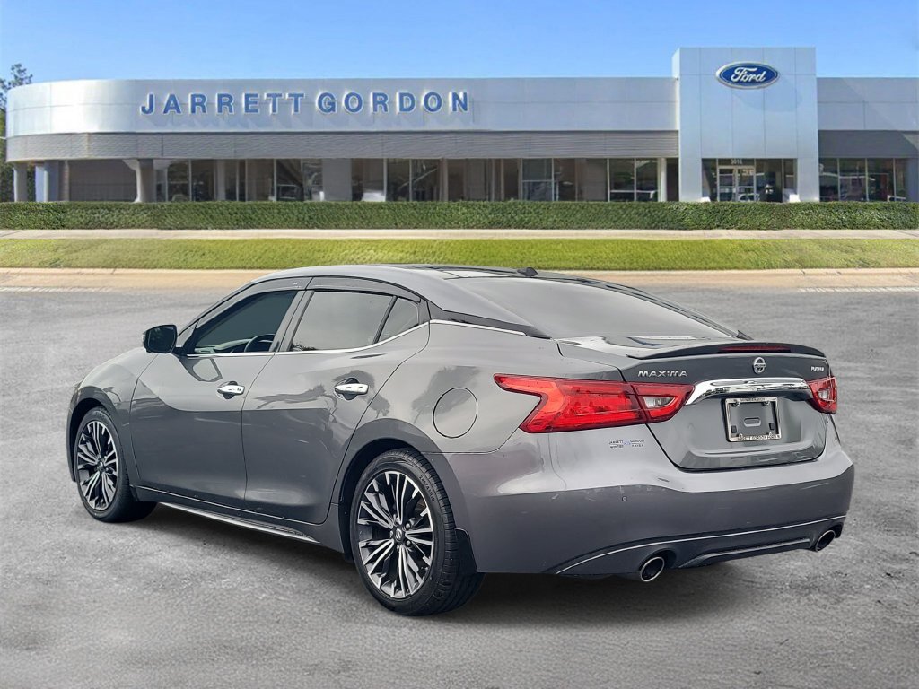 Used 2017 Nissan Maxima Platinum w/ Medallion Package FWD image 3
