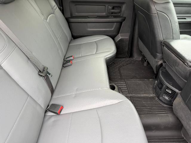 Used 2022 RAM 2500 Tradesman w/ Chrome Appearance Group AWD/4WD image 12