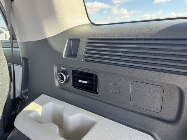 Used 2025 Hyundai Santa Fe SEL image 33