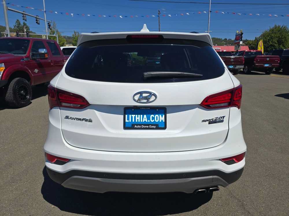 Used 2017 Hyundai Santa Fe Sport AWD/4WD image 4