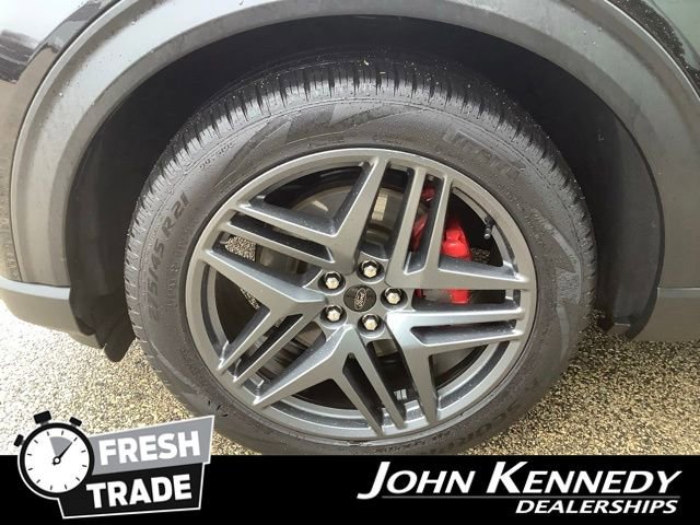 Certified 2025 Ford Explorer ST image 38