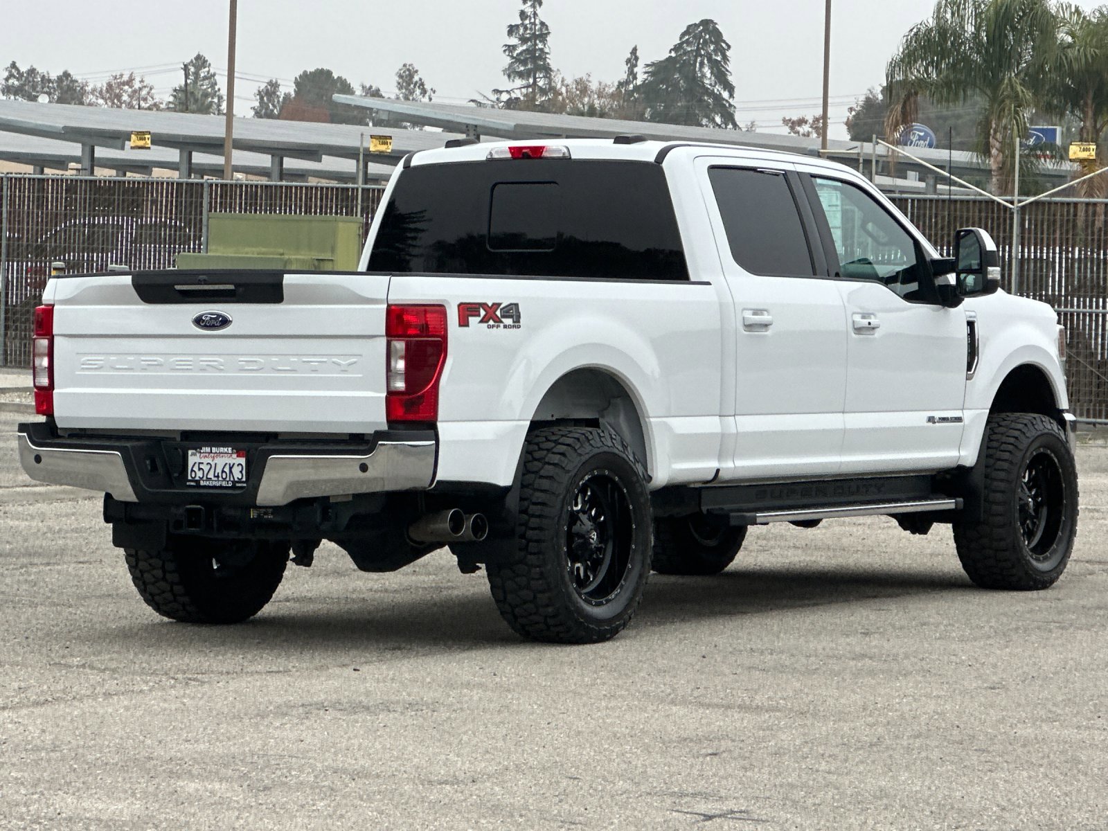 Certified 2022 Ford F350 Lariat w/ Lariat Ultimate Package image 4