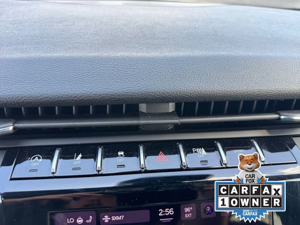 Used 2025 Jeep Grand Cherokee Altitude AWD/4WD image 38
