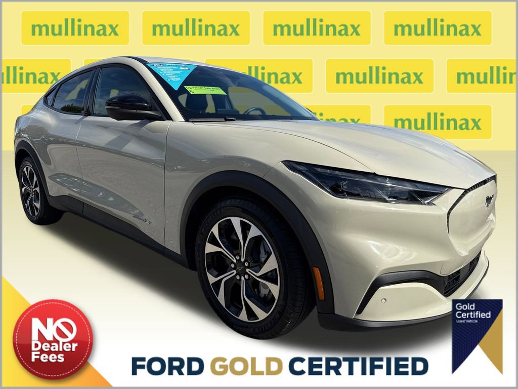 Certified 2025 Ford Mustang Mach-E Select image 1