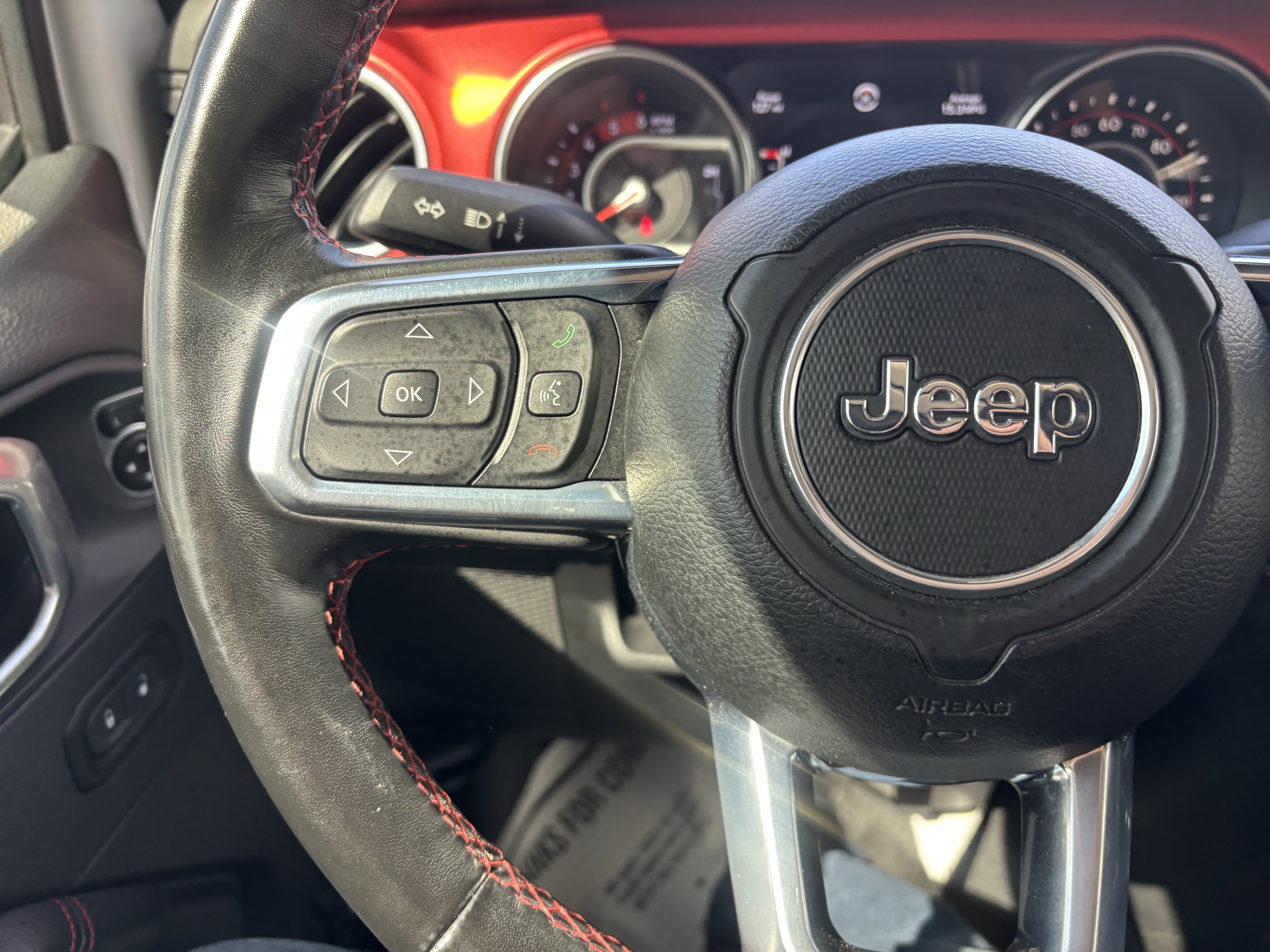 Used 2021 Jeep Wrangler Unlimited Rubicon AWD/4WD image 29