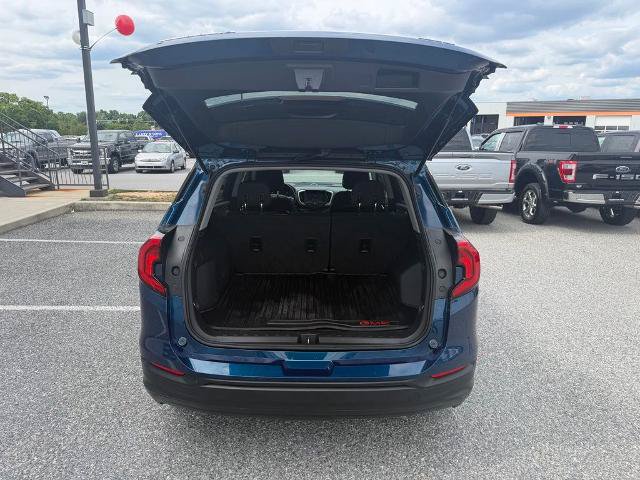 Used 2020 GMC Terrain SLE w/ Driver Convenience Package AWD/4WD image 9