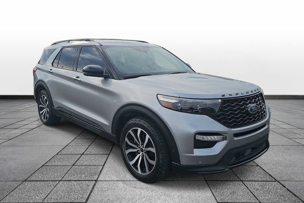 Certified 2020 Ford Explorer ST w/ Premium Technology Package AWD/4WD image 3