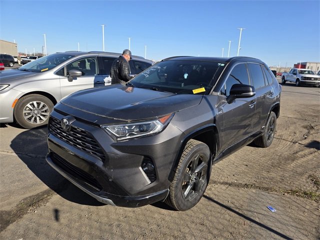Used 2021 Toyota RAV4 XSE image 2