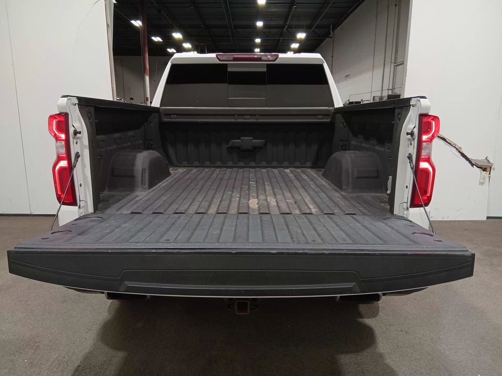 Used 2020 Chevrolet Silverado 1500 LT Trail Boss AWD/4WD image 6