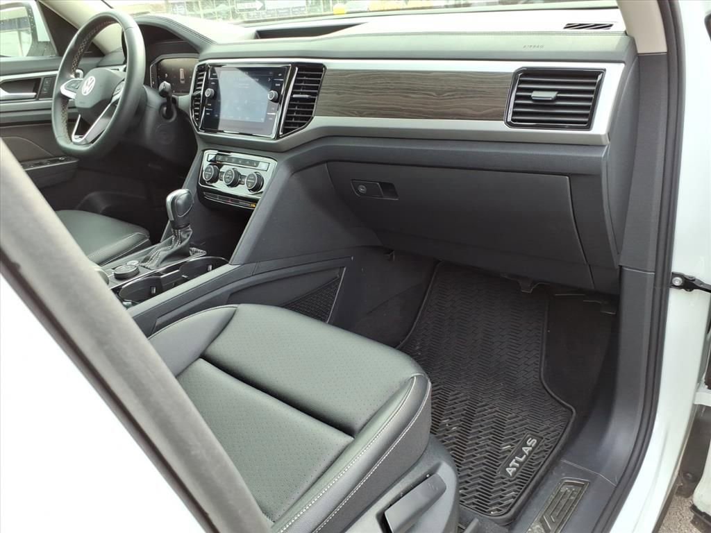 Used 2023 Volkswagen Atlas SE image 10