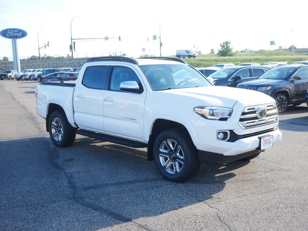 Used 2019 Toyota Tacoma Limited AWD/4WD image 4