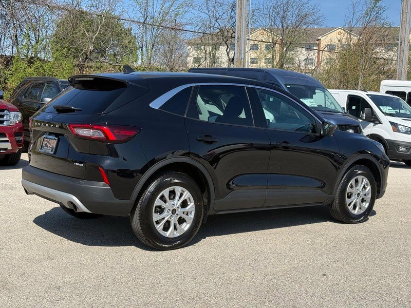 Certified 2023 Ford Escape Active AWD/4WD image 4