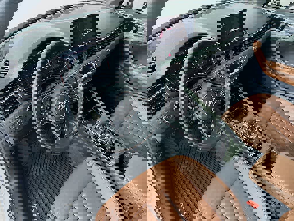 Used 2021 Audi A4 2.0T Premium w/ Convenience Package image 9