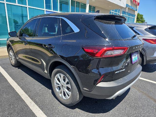 Certified 2023 Ford Escape Active AWD/4WD image 5