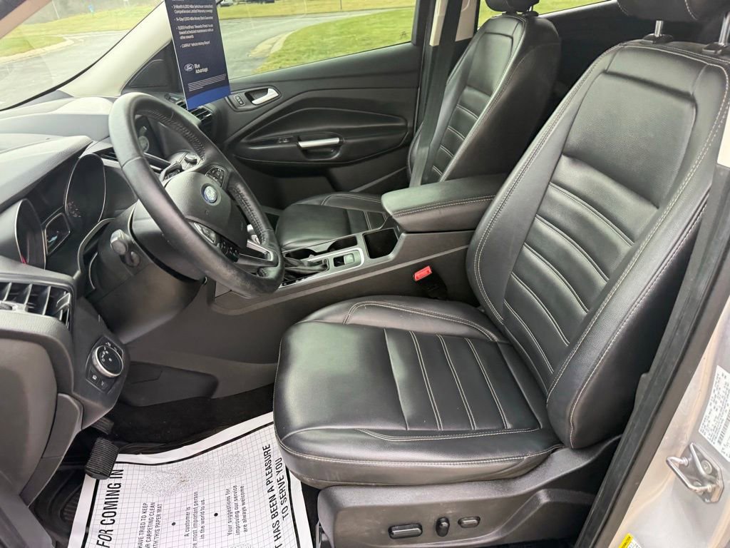Certified 2019 Ford Escape SEL image 20