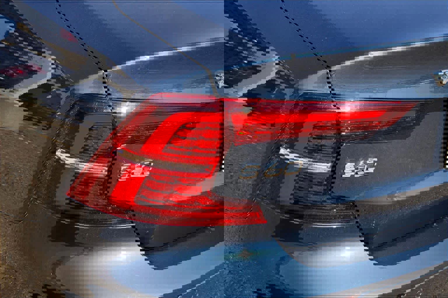 Used 2023 Volvo S60 B5 Plus image 29