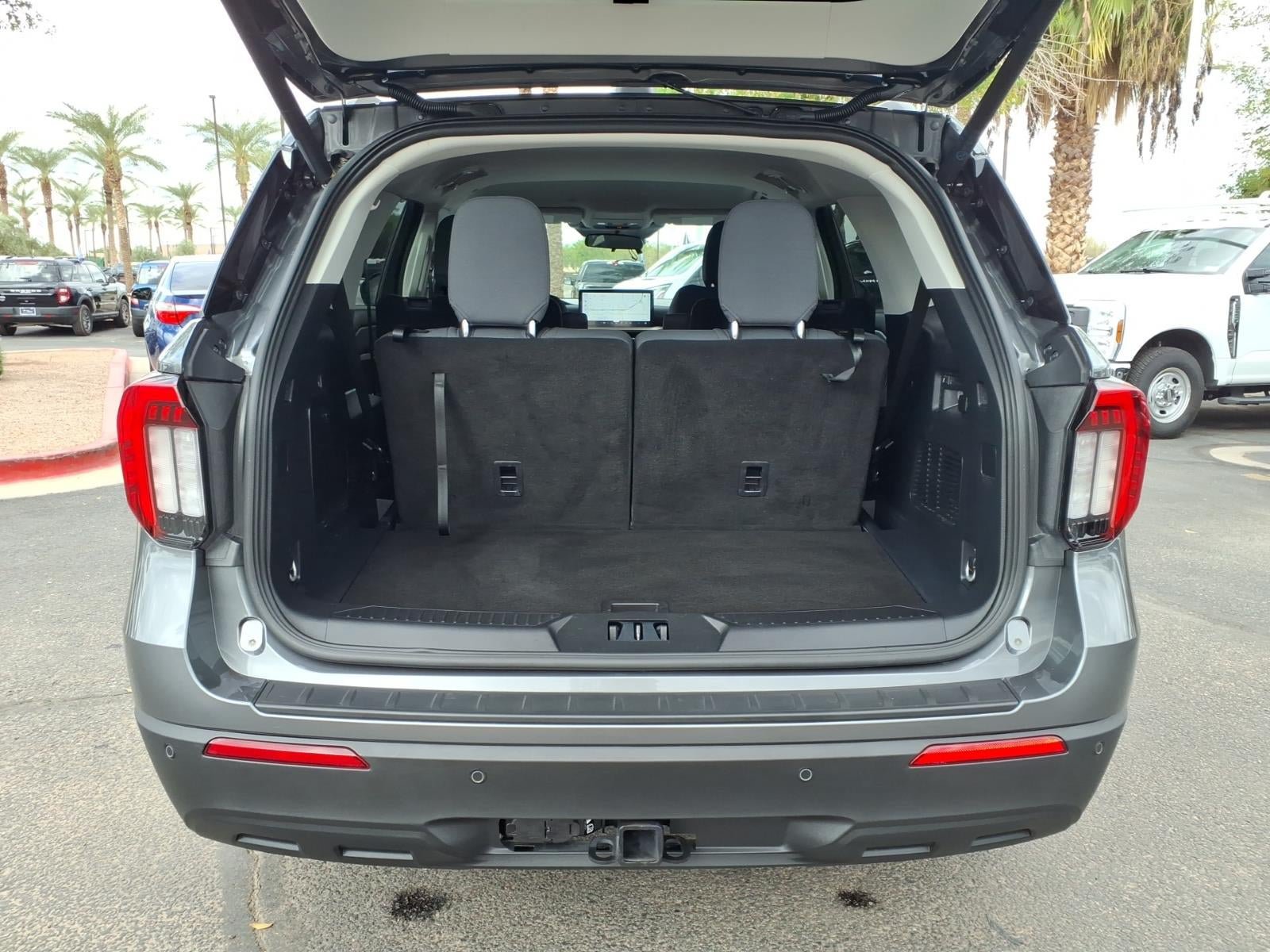 Certified 2026 Ford Explorer Active RWD image 17