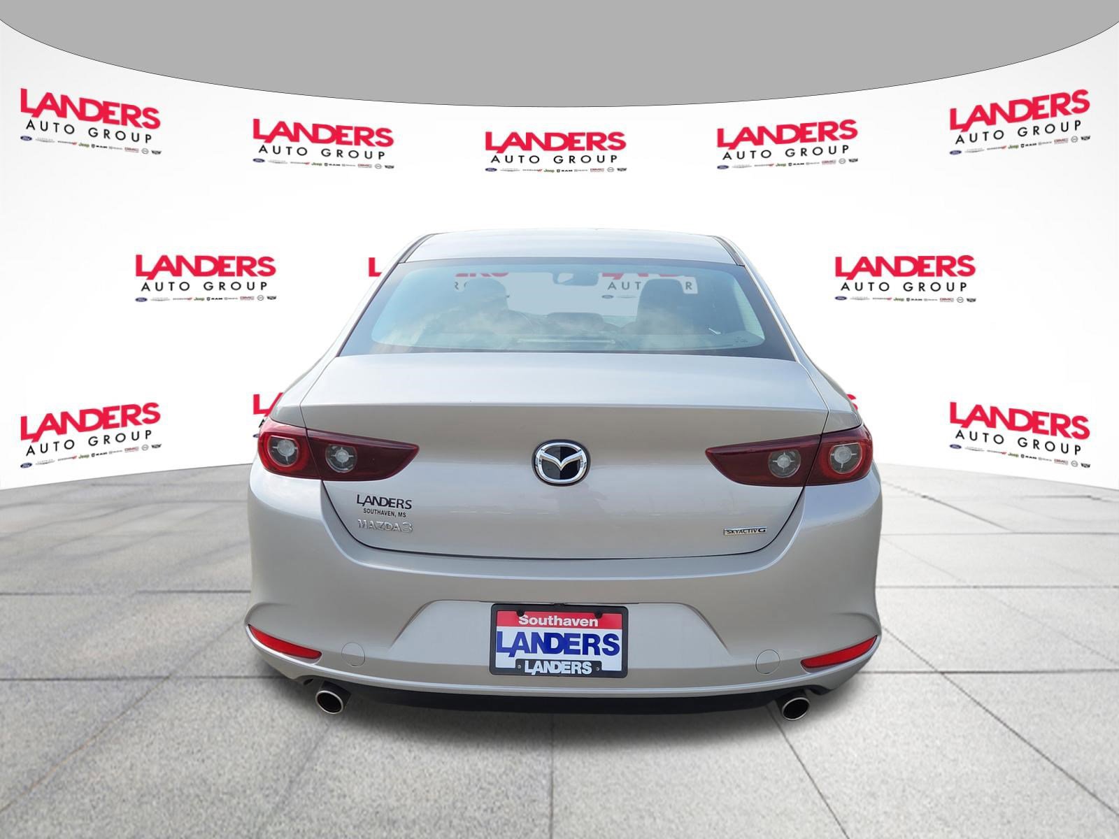 Used 2024 MAZDA MAZDA3 s image 4