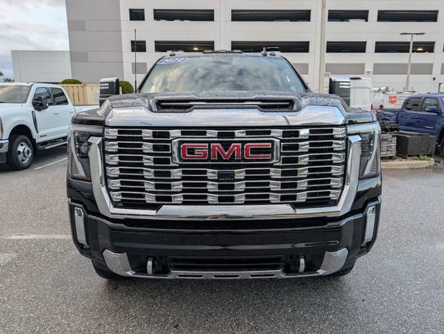 Used 2024 GMC Sierra 2500 Denali w/ Denali Reserve Package AWD/4WD image 6