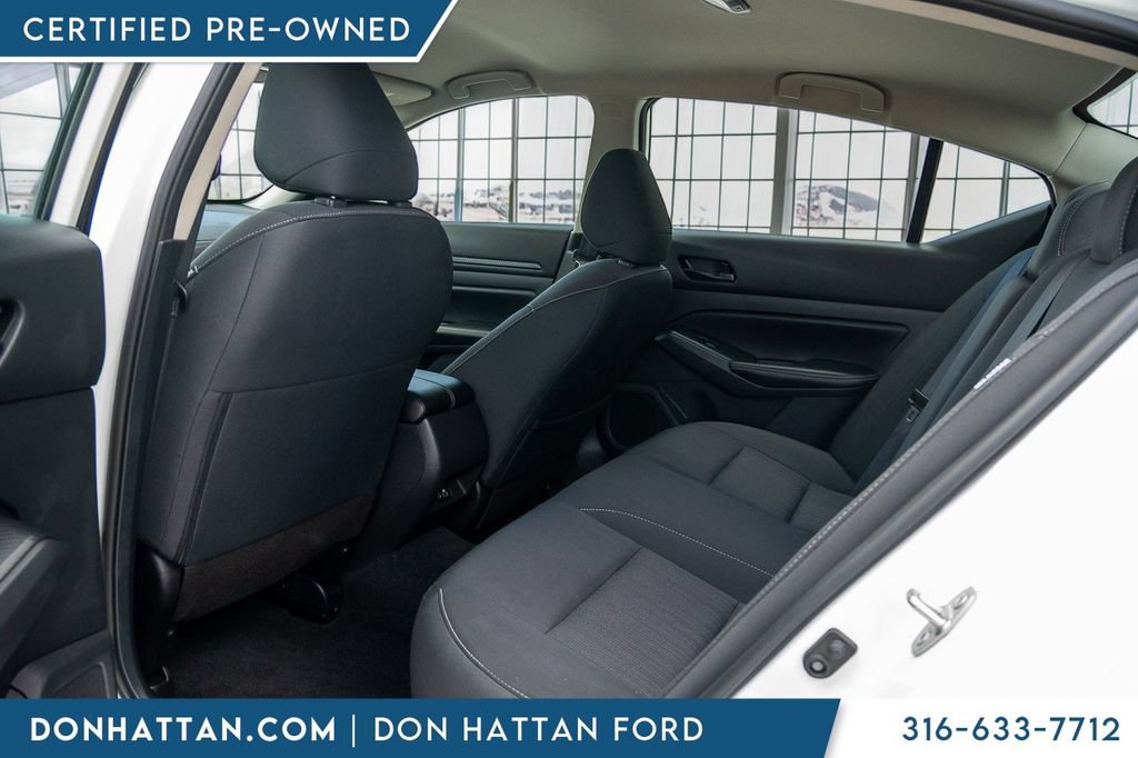 Used 2025 Nissan Altima 2.5 SV FWD image 19